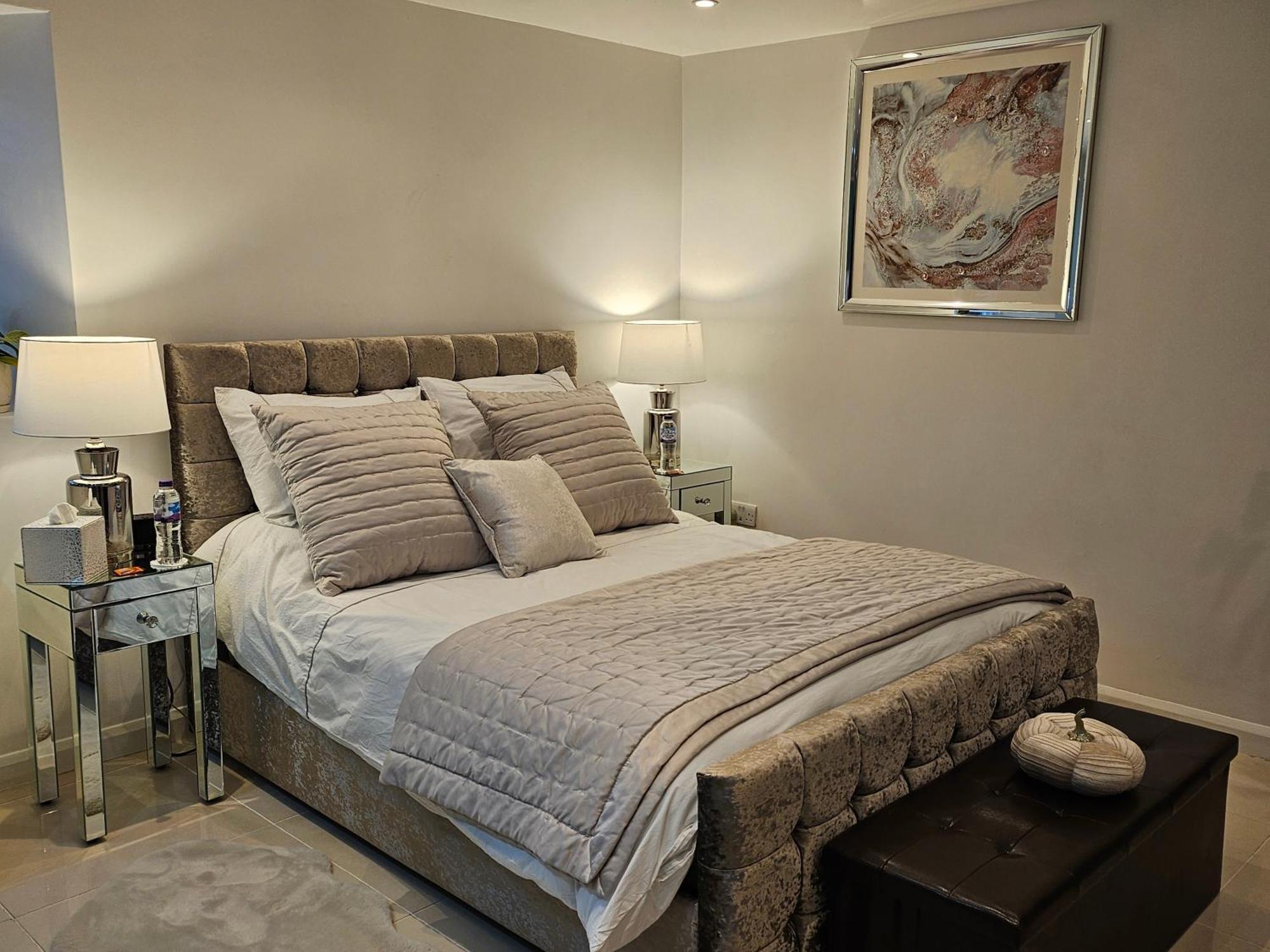 Beautiful One Bed Studio Flat - Dog Friendly Bridgwater Exteriör bild